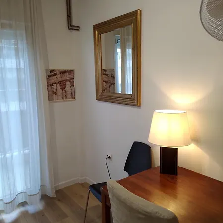 Appartamento - Sleeps 5 - Parking - Balcony